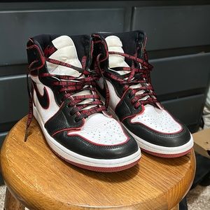 Mens Jordan 1 Bloodline